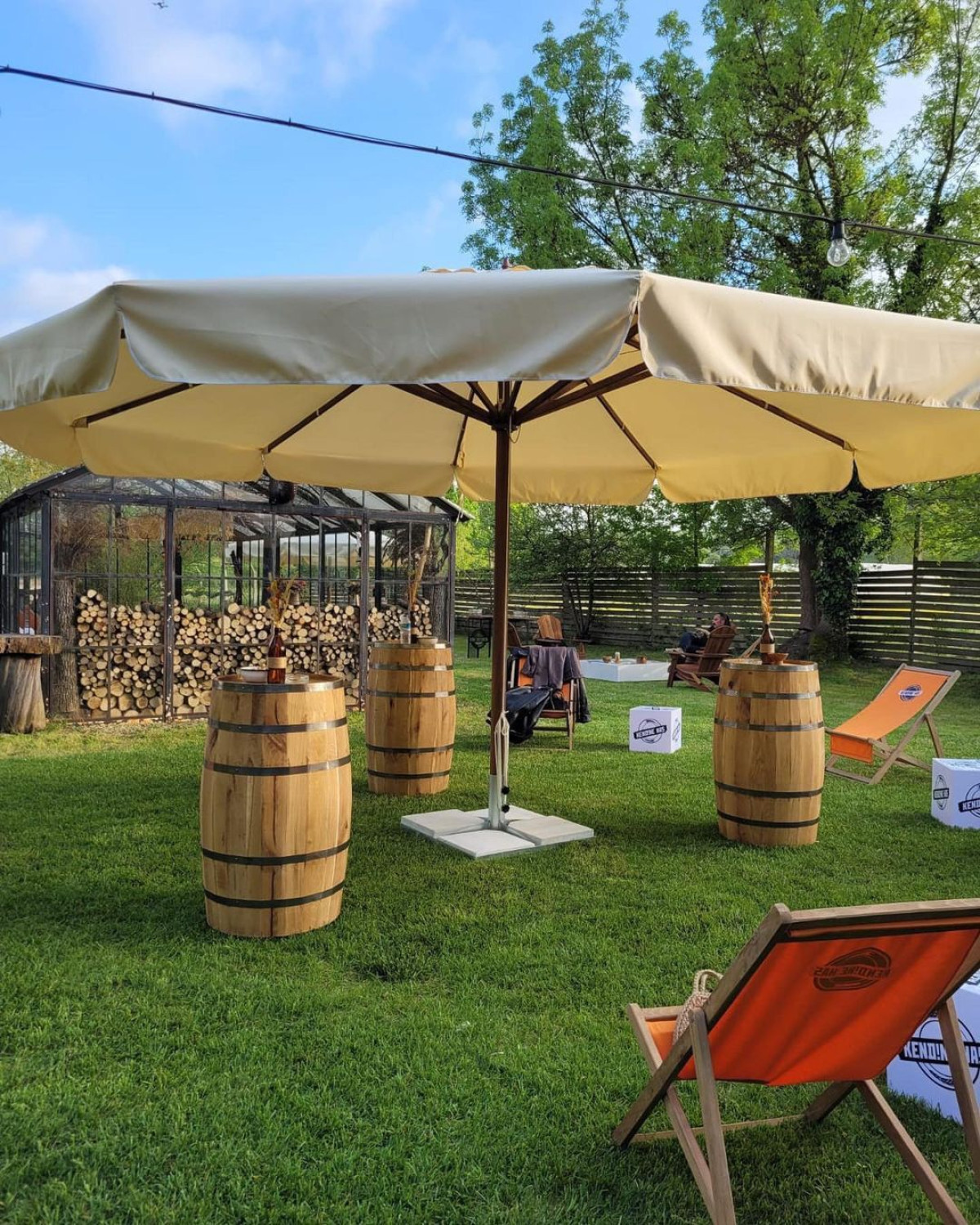 Dev Şemsiye Kiralama