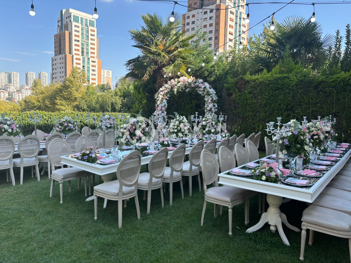 Bahçede Kır Düğünü Organizasyonu