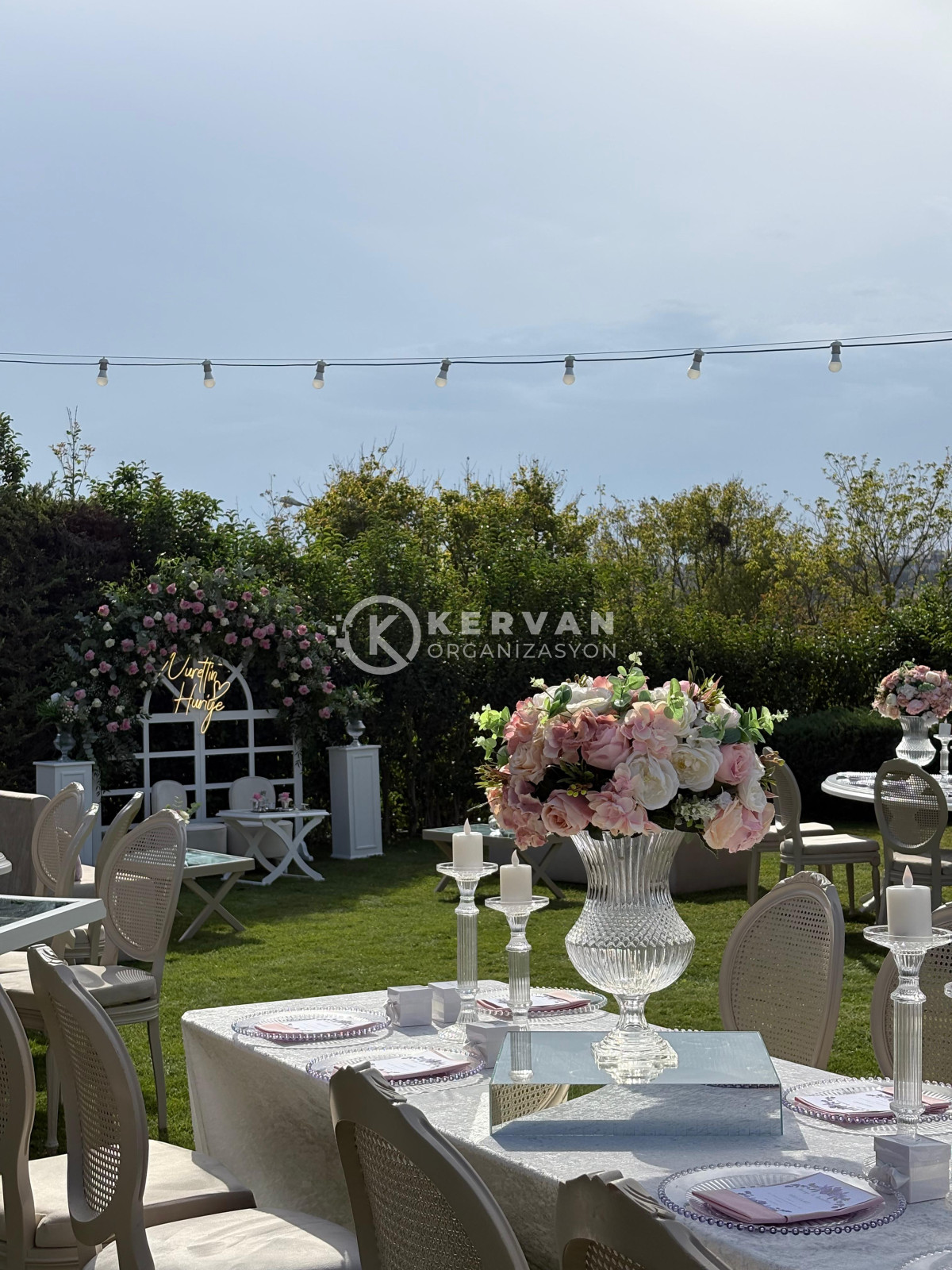 Bahçede Nişan Organizasyonu