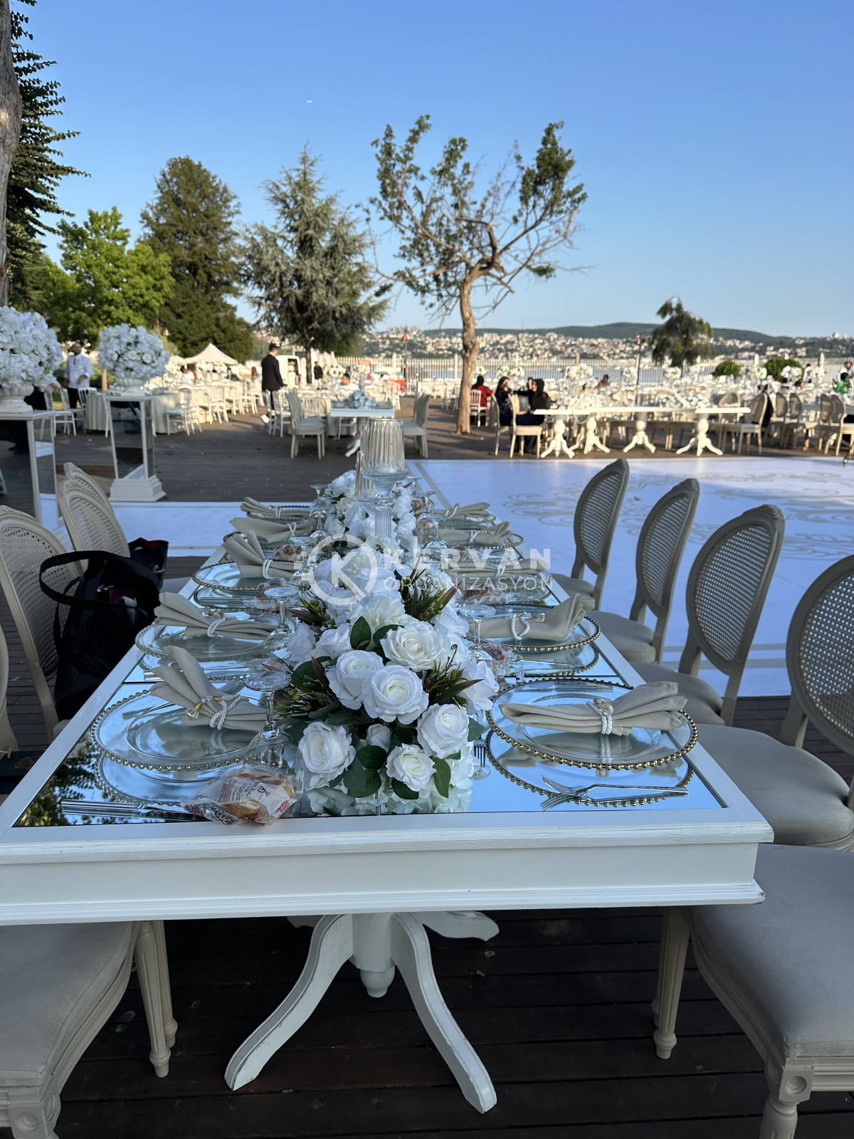 Beykoz Mecidiye Kasrı Düğün Organizasyonu Masa Süsleme