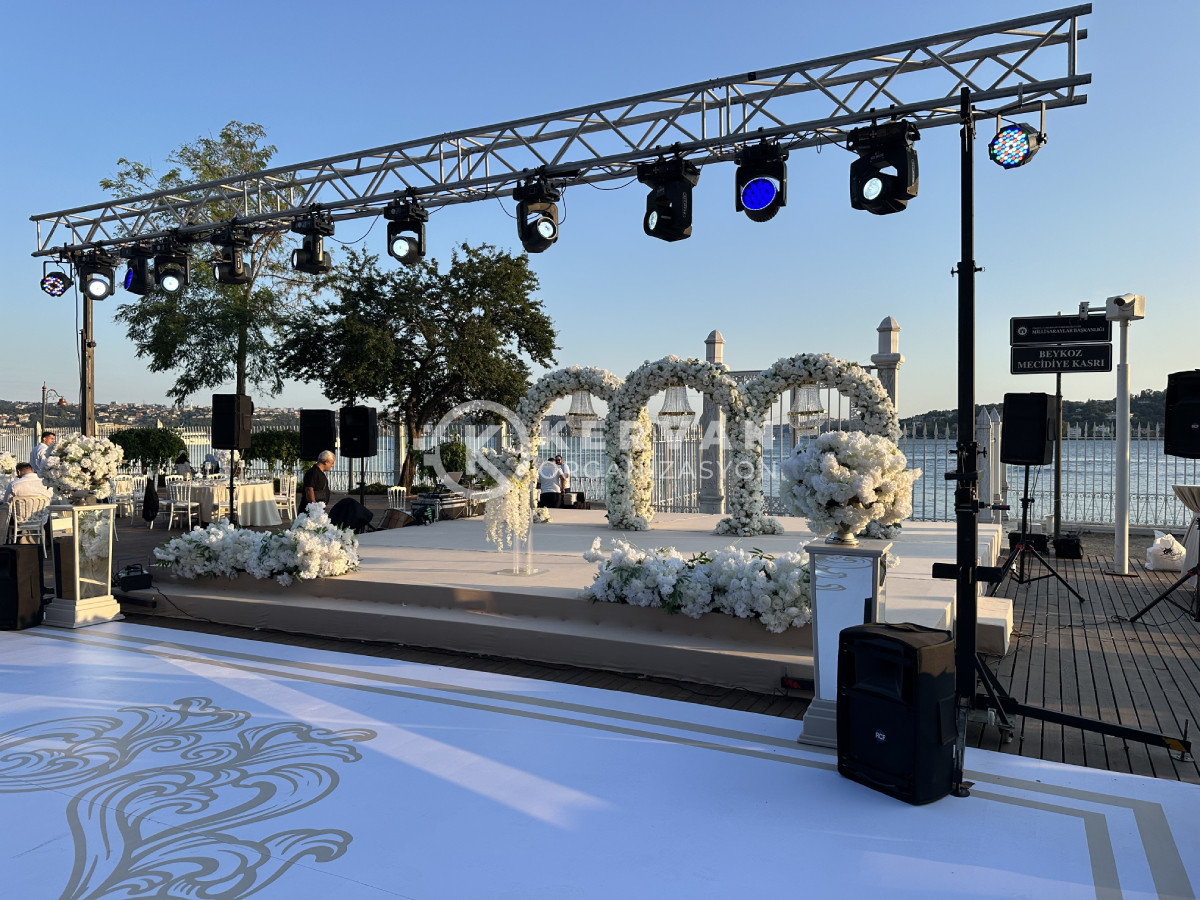 Beykoz Mecidiye Kasrı Düğün Organizasyonu Ses Işık Sistemleri