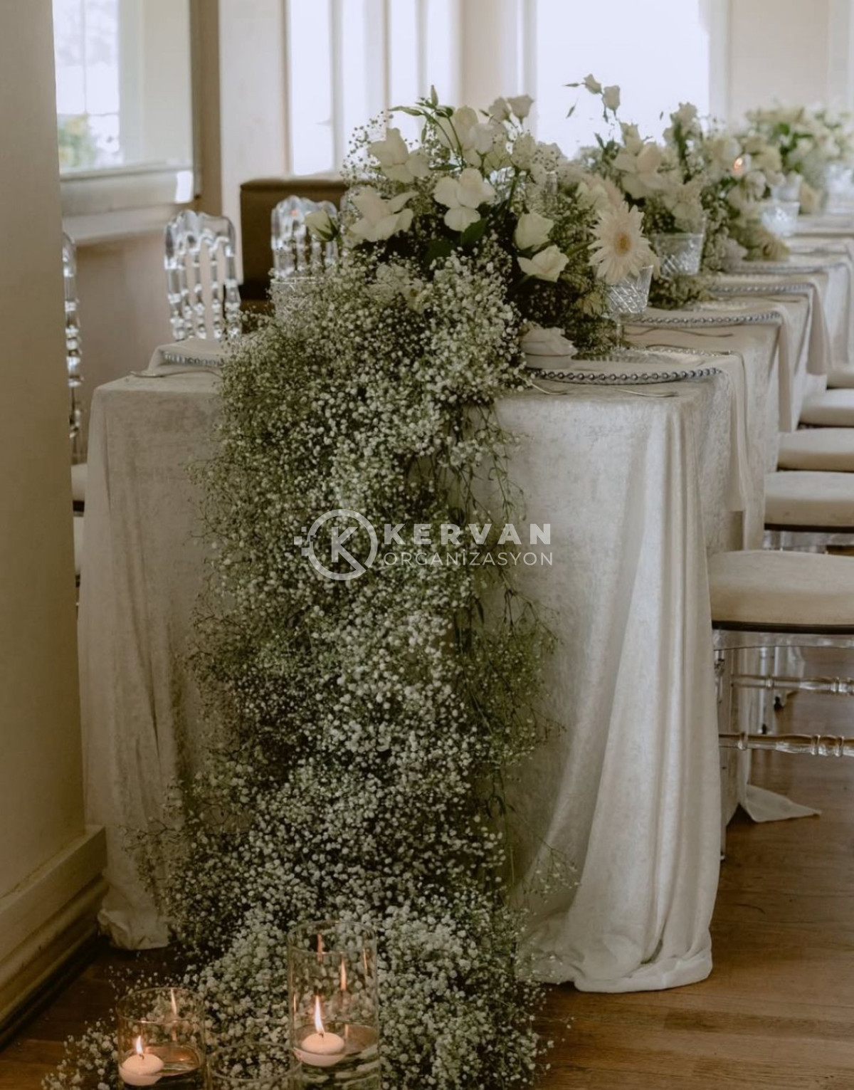 Canlı Çiçekli Nişan Süleri