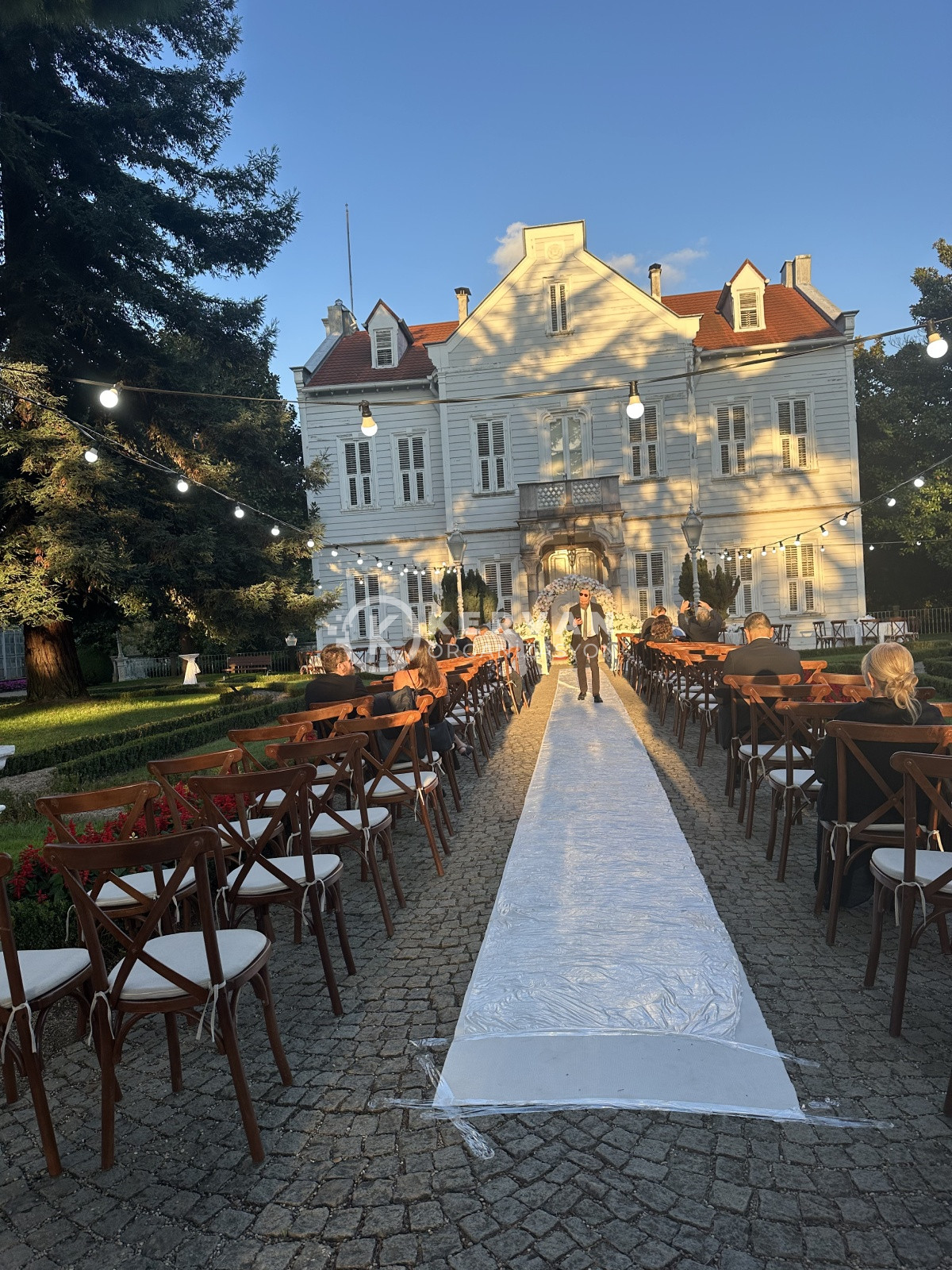 Maslak Kasrı Cross Back Sandalye Nikah Alanı