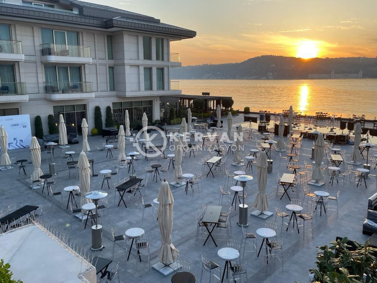 Organizasyonlar İçin Şemsiye Kiralama