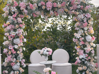 Bahçede Nişan Konsepti