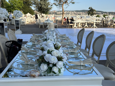 Beykoz Mecidiye Kasrı Düğün Organizasyonu Masa Süsleme