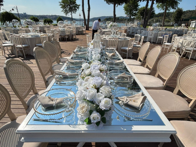 Beykoz Mecidiye Kasrı Düğün Organizasyonu Protokol Masaları