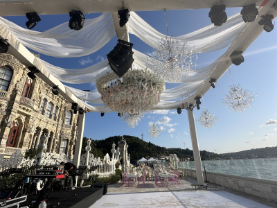 Düğün Organizasyonu Dört Bacaklı Truss