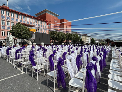 Mezuniyet Töreni Organizasyonu Sandalye Kiralama ve Süsleme