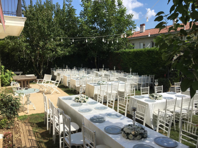 Sarıyer Masa Sandalye Kiralama